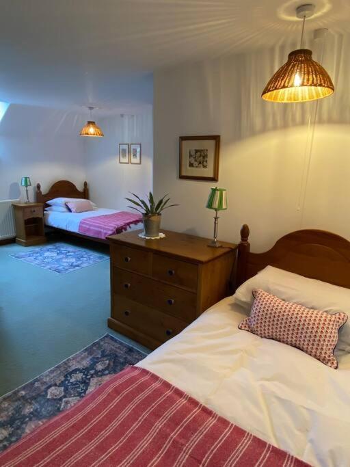 Villa The Wheelhouse At Hewish Mill Bittadon Esterno foto