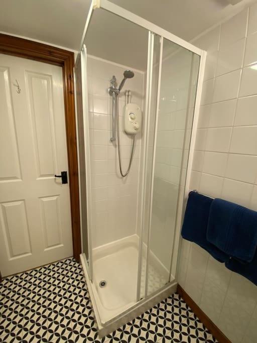 Villa The Wheelhouse At Hewish Mill Bittadon Esterno foto