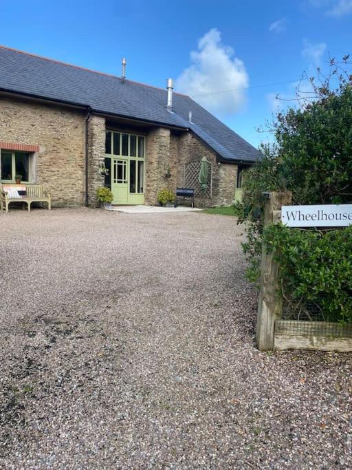 Villa The Wheelhouse At Hewish Mill Bittadon Esterno foto